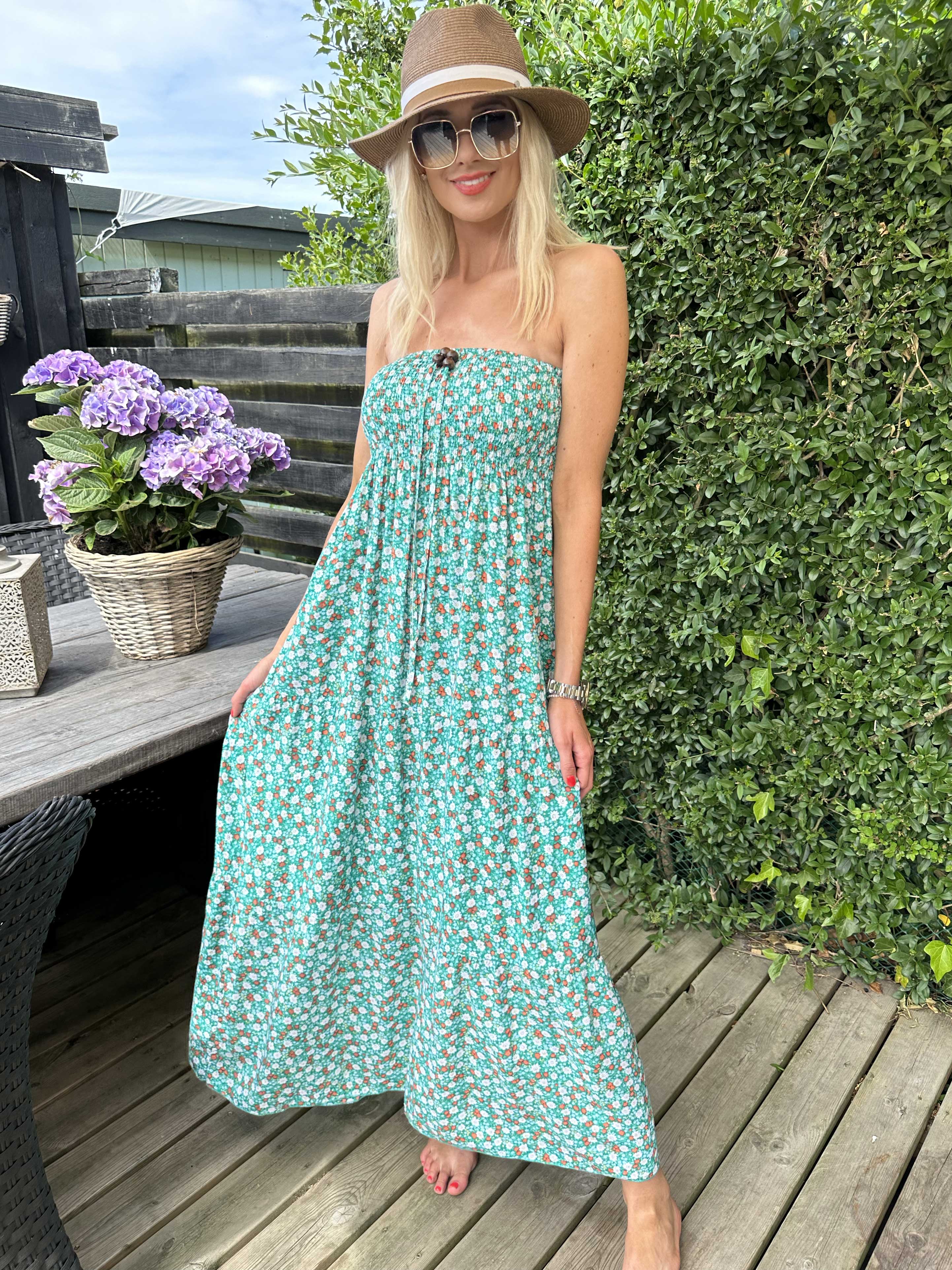 Amina - Lång sommarklänning med smockad byst